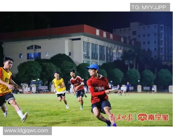 深圳飞盘队与重庆飞盘队对决分析：力量与策略的精彩碰撞